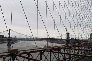 Brooklyn Köprüsü 'nden Manhattan Köprüsü' ne, Manhattan, New York
