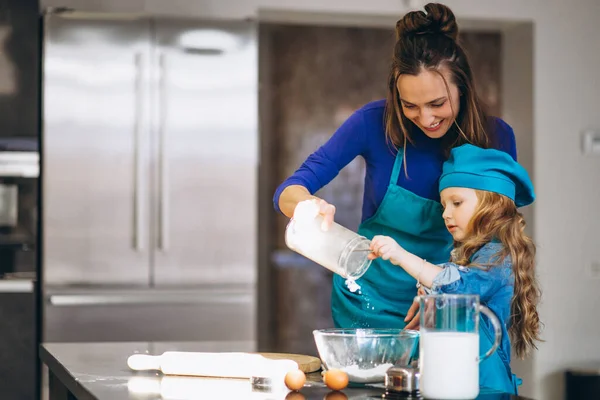 Madre Figlia Cottura Cucina — Foto Stock