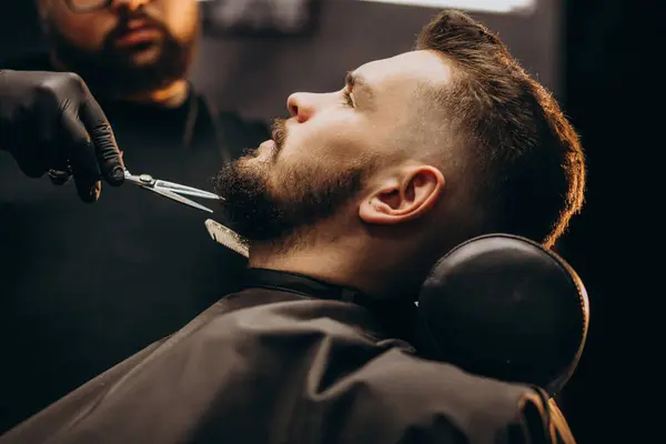 Handsome Man Cutting Beard Barber Shop Salon — Stock Photo, Image