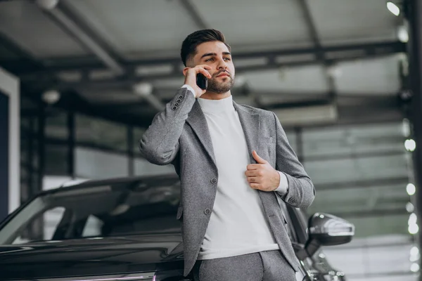 Handsome Business Man Talking Phone Car Showroom — Stock Photo, Image