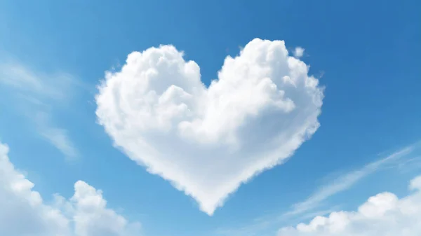 Sevgililer Günü için bulutlardan yapılmış romantik bir kalp.
