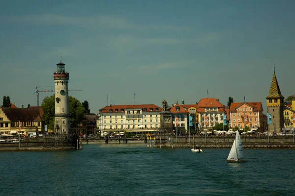 stock image LINDAU, GERMANY, 15 MAY  2022. View of the port of Lindau on Lake Constance(Bodensee), Bavaria, Germany.