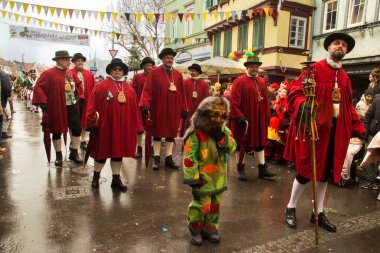 STUTTGART, ALMANY, 19 HAZİRAN 2020. Almanya 'nın Stuttgart şehrinde geleneksel maskeli karnaval alayı. 