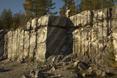 Ruskeala dağ parkındaki İtalyan mermer ocağı, Sortavala, Rusya.