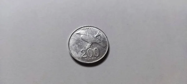 Джакарта Індонезія Вересня 2023 200 100 Idr Монета Ізольованому Білому — стокове фото