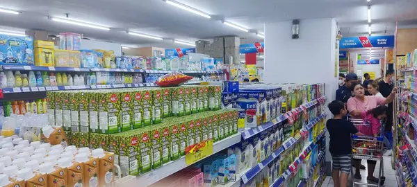 Jakarta Indonesia September 2023 Hari Hari Supermarket Customer Pov — стоковое фото
