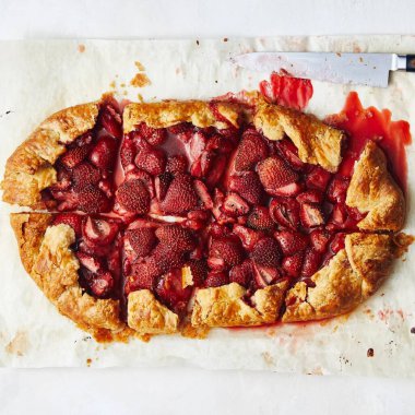 Bıçaklı herhangi bir Berry Galette