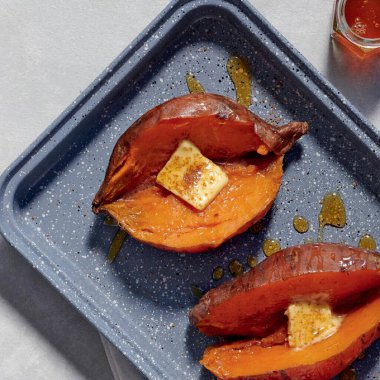 Ev yapımı Tütsülenmiş Tatlı Patates