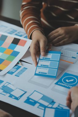 UX UI ve programlama geliştirme teknolojisi.