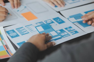 UX UI ve programlama geliştirme teknolojisi.