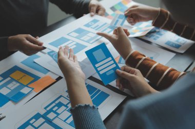 UX UI ve programlama geliştirme teknolojisi.