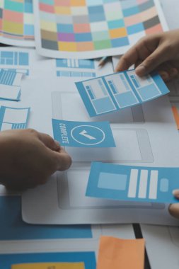 UX UI ve programlama geliştirme teknolojisi.