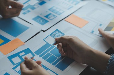 UX UI ve programlama geliştirme teknolojisi.