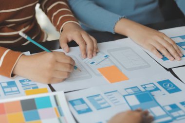 UX UI ve programlama geliştirme teknolojisi.