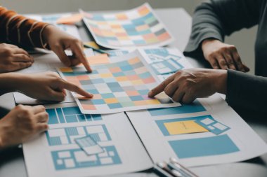 ux Grafik Tasarımcı Yaratıcı Tasarım Planlama Uygulama Süreç Geliştirme Web Cep telefonu için prototip kablo geliştirme. Kullanıcı deneyimi kavramı.