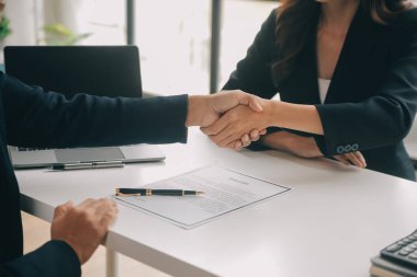 Office iş görüşmesine görünümünü kapatın, Özgeçmiş Yazma ipuçları, iyi cv hazır yetenekli başvuru, uygulama, İK Yöneticisi işe alma kararı dikkate alınarak işveren gözden işveren odaklan