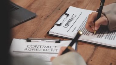 Ofiste çalışan iş ekibi..