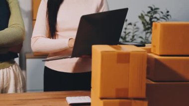 Ofis iş adamları iş