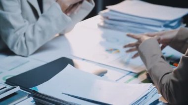 Grup genç iş adamları Office