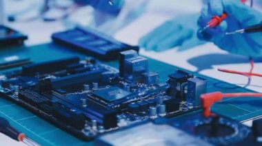 bilgisayar onarım servisi, elektronik pano, elektronik cihaz, anakart.