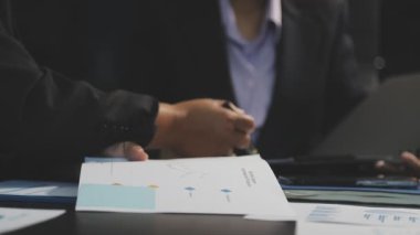 İşadamı ile mali çizge