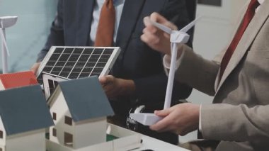 Model ev tutan iş adamları