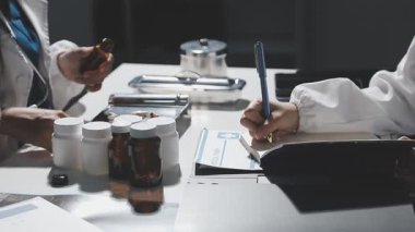 Sağlık ekibi iş başında