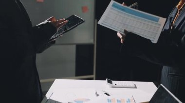 Ofiste çalışan işadamı, iş konsepti