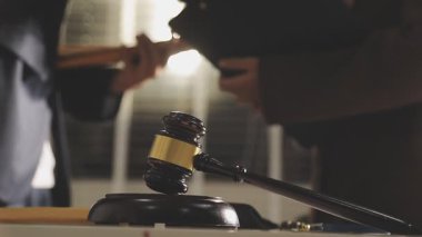 Avukat, avukat ya da hukuki danışmanlık