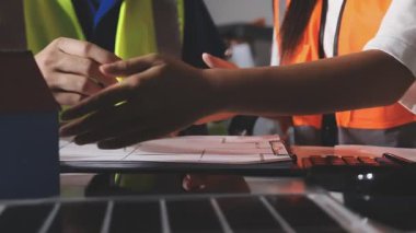 Bina planı, mühendislik ve mühendislik tasarım projesi, inşaat konsepti ile birlikte çalışan mühendis veya mimar