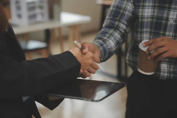 Geschäftlicher Händedruck Für Teamwork Von Unternehmensfusion Und Übernahme Erfolgreiche Verhandlungen — Stockfoto
