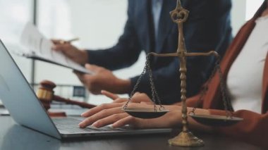 Hukuk ve Adalet Konsepti