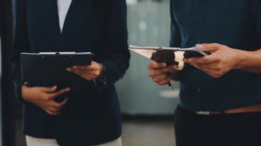 İş takım toplantısı modern ofis