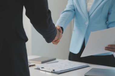 Office iş görüşmesine görünümünü kapatın, Özgeçmiş Yazma ipuçları, iyi cv hazır yetenekli başvuru, uygulama, İK Yöneticisi işe alma kararı dikkate alınarak işveren gözden işveren odaklan