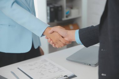 Office iş görüşmesine görünümünü kapatın, Özgeçmiş Yazma ipuçları, iyi cv hazır yetenekli başvuru, uygulama, İK Yöneticisi işe alma kararı dikkate alınarak işveren gözden işveren odaklan