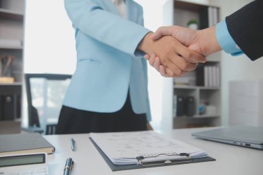 Office iş görüşmesine görünümünü kapatın, Özgeçmiş Yazma ipuçları, iyi cv hazır yetenekli başvuru, uygulama, İK Yöneticisi işe alma kararı dikkate alınarak işveren gözden işveren odaklan