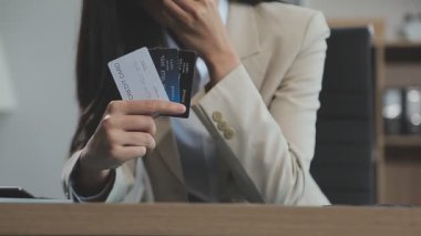 iş kadını holding kredi kartları