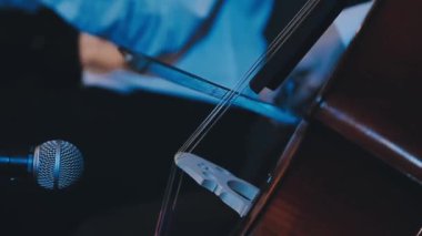 piyanistin kapanışı -.