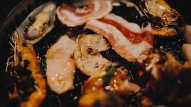 Yakiniku, Japonya 'nın en popüler yemek pişirme tarzlarından biridir..