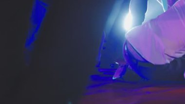 Bulanık arkaplanda dans et, bokeh