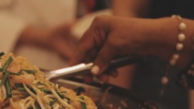 Lezzetli Asya yemeklerinin yakın görüntüsü