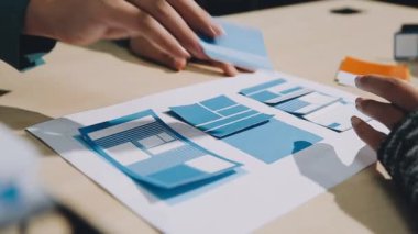 Projeyi tartışan ve üzerinde çalışan iş adamlarının kapatılması.