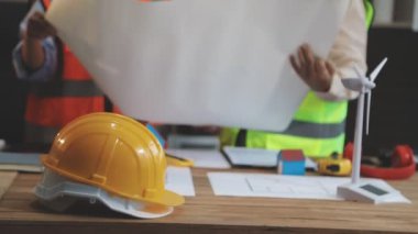 Planları olan mimar mühendisi