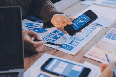 UX UI ve programlama geliştirme teknolojisi.