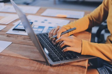 UX UI ve programlama geliştirme teknolojisi.