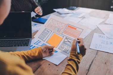 UX UI ve programlama geliştirme teknolojisi.