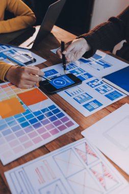 UX UI ve programlama geliştirme teknolojisi.