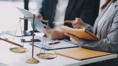 Ofiste çalışan iş adamları, konsept