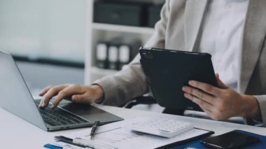 modern ofis iş adamı