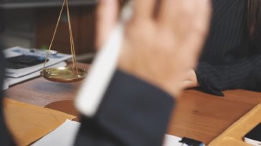 Avukatlık, avukatlık, hukuk hizmetleri ve hukuk hizmetleri kavramında çalışan avukat ve avukat